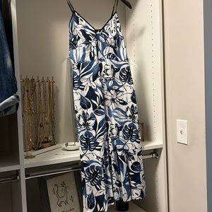 Size 4 linen Banana midi. Tags on.